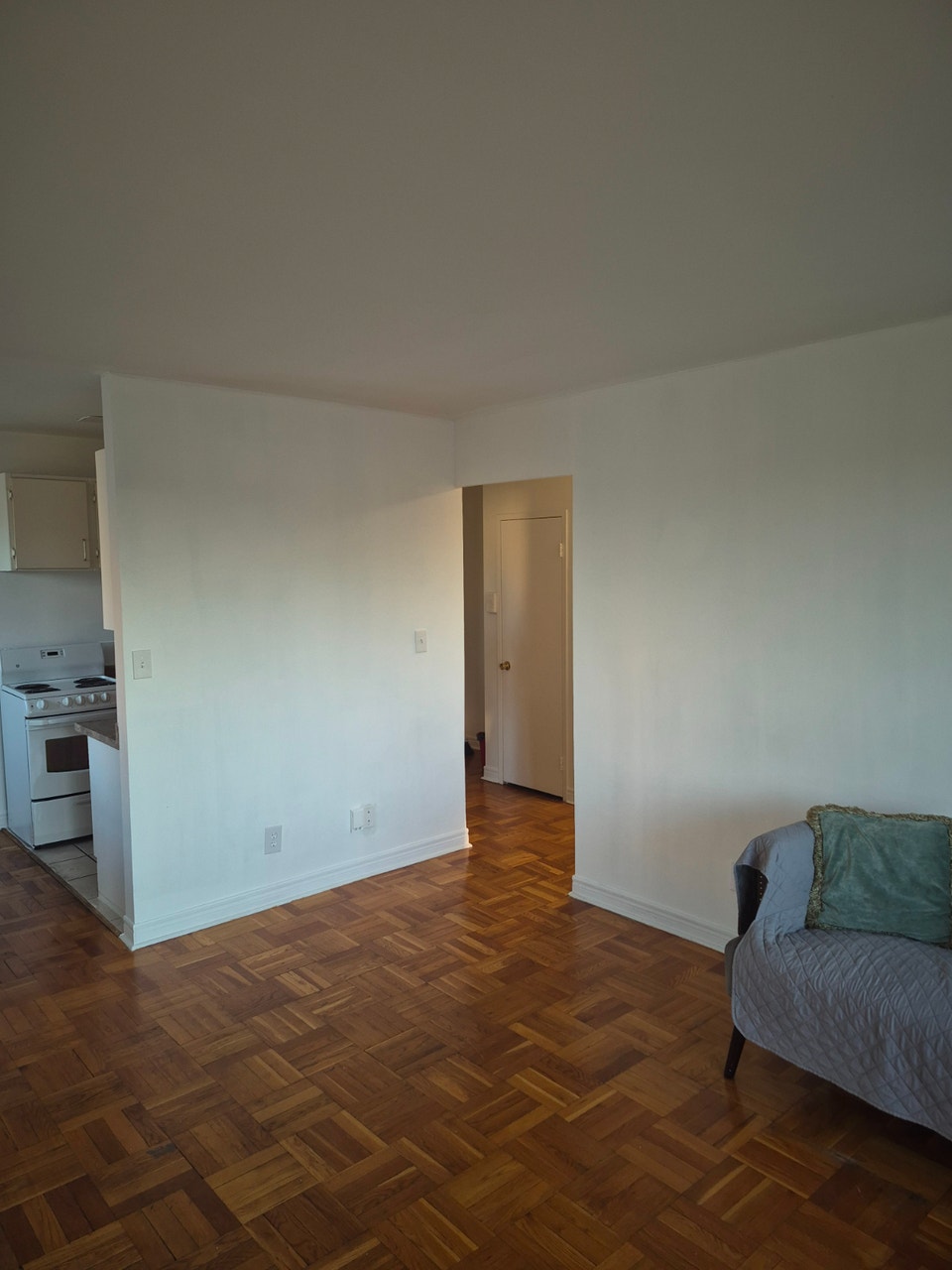 One Bedroom Apartment 4
