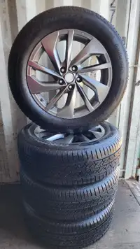 225/60 R18 Tires on Nissan Alloy Rims