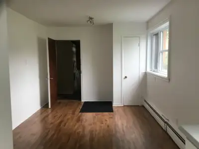 Appartement 2 1/2 à louer, 695$/mois, libre immédiatement