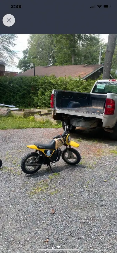 I980 y zinger 2 stroke 50 cc. Shaft drive. Oil injections. Comes with original moose racing training...