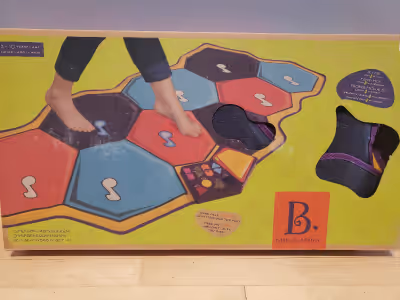 Tapis de jeux musical, pliable et doux. Quatre modes musicales : Musique-mémoire (complète une-à-une...
