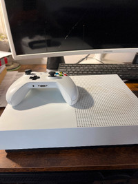 Xbox one S 1TB plus one controller. HDMI and powder cable.