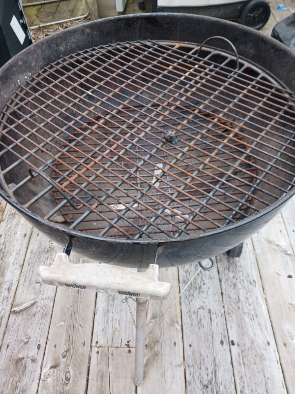 Weber Charcoal BBQ for sale in BBQs & Outdoor Cooking in Markham / York Region