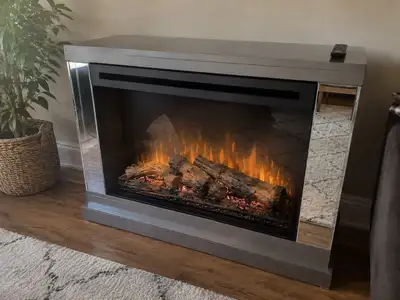 Dimplex Electric Fireplace with Remote – Excellent Condition, View more