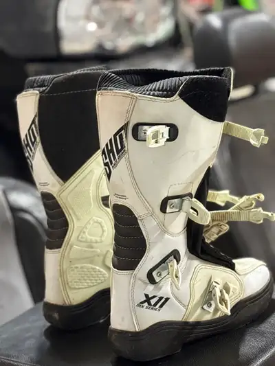 Just grew out of them Size 8-8.5 men $100obo