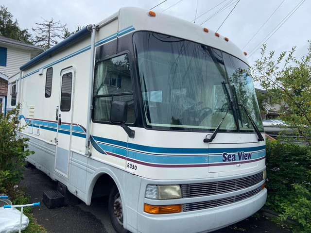 Quick sale! Need gone asap. 98 ford motorhome 15k negotiable  in RVs & Motorhomes in Bedford