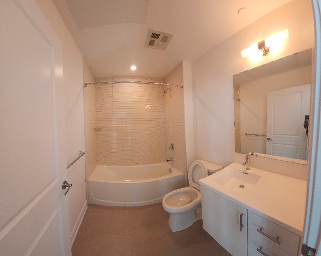 BRAND NEW OAKVILLE 2BD 1BTH CONDO FOR RENT in Short Term Rentals in City of Toronto - Image 3