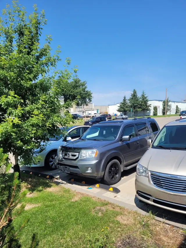 2009 Honda Pilot - Set of Tires on Rims/Remote Starter63010222054531125
