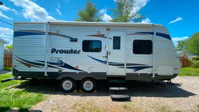 2012 heartland prowler easy to tow had a small leak but was professioanly repared. comes with 4 new...