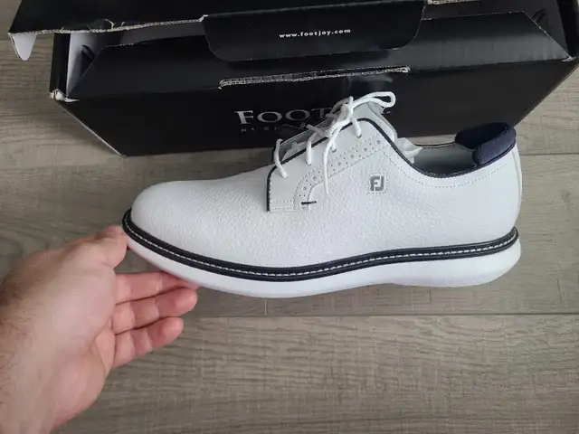 Brand New Men's FootJoy Traditions Golf Shoe Size 9 in Golf in Mississauga / Peel Region - Image 8