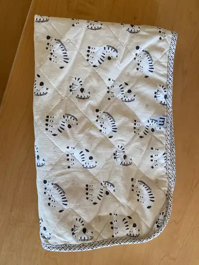 Piqué pour lange bébé ou protéger matelas (mère Hélène) (C247), View more