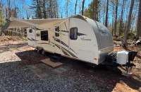 Roulotte 33' 2013 Coachmen Freedom Express Series 291QBS