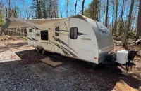 Roulotte 33' 2013 Coachmen Freedom Express Series 291QBS