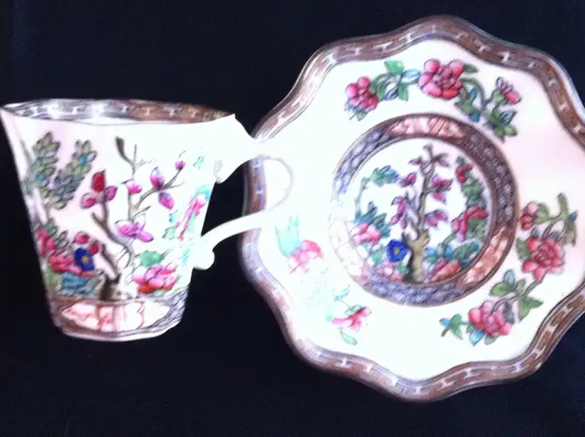 COALPORT CUP & SAUCER in Arts & Collectibles in Barrie - Image 4