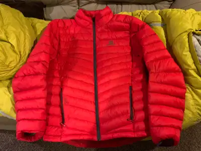Salomon Halo Down Jacket II - Men's Small, View more