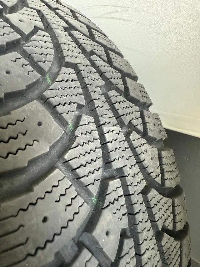 Winter Tires - Full set with Rims - 205/60R16 92T in Tires & Rims in Mississauga / Peel Region - Image 3