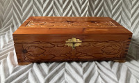 Beautiful Carved Cedar Wood Vanity Trinket Box