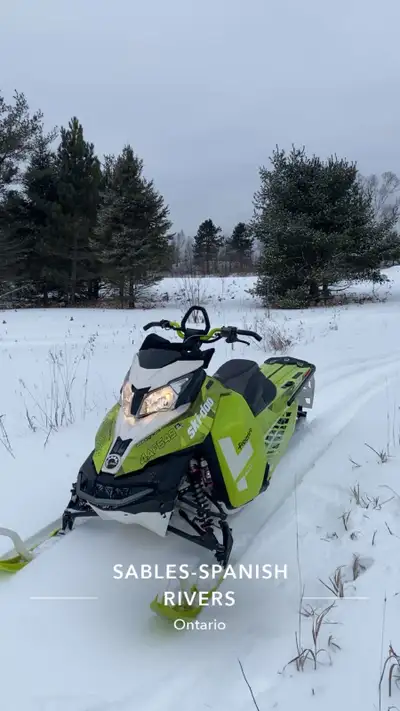 Selling a 2015 Skidoo Freeride 800 with a 154 2.5” paddle track. Mbrp race can. Stage 5 Elka suspens...