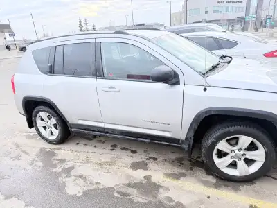 Good vehicle for everyday.Txt me (437)244-5322