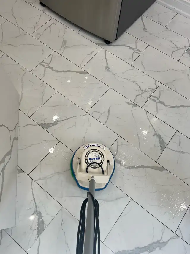 Commercial Restaurants Kitchen Floor Tile and Grout Cleaned $200 in Floors & Walls in Mississauga / Peel Region - Image 5