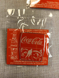 Ens. d'épinglettes Coca-Cola / McDonald's complete 4 pins set.