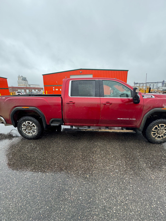 2021 GMC 3500 in Cars & Trucks in Lethbridge - Image 4