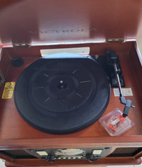 Victoria 3 in 1, Record, Tape and CD . With Blue Tooth and Radio
