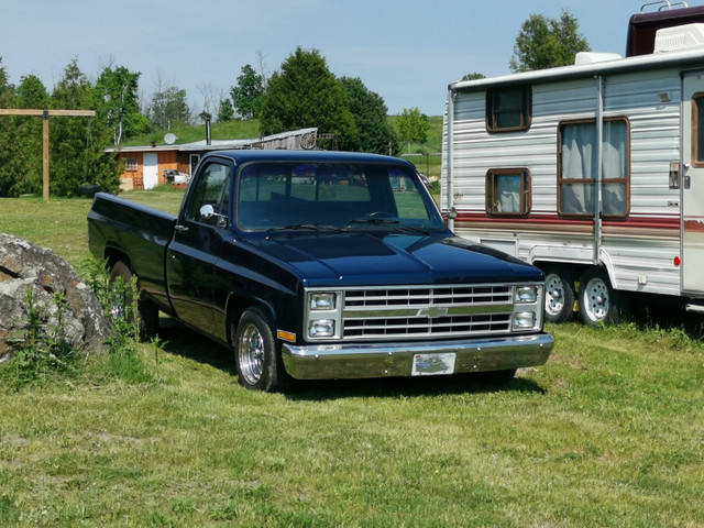 chevy pick up c10 1985 in Classic Cars in Hamilton
