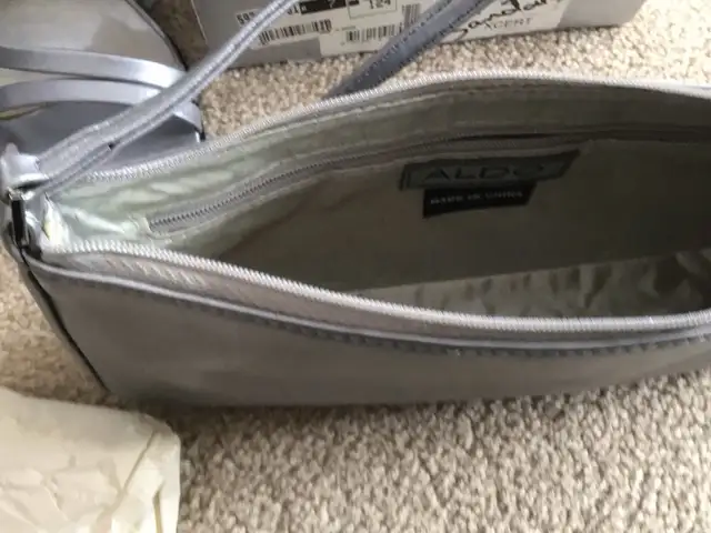 Ladies Silver ALDO 4” Heels Size 37 and Matching Handbag  in Women's - Shoes in Norfolk County - Image 11