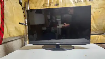 32 inch 1080p Samung tv, View more