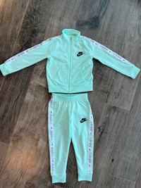 Nike toddler tracksuit size 2T