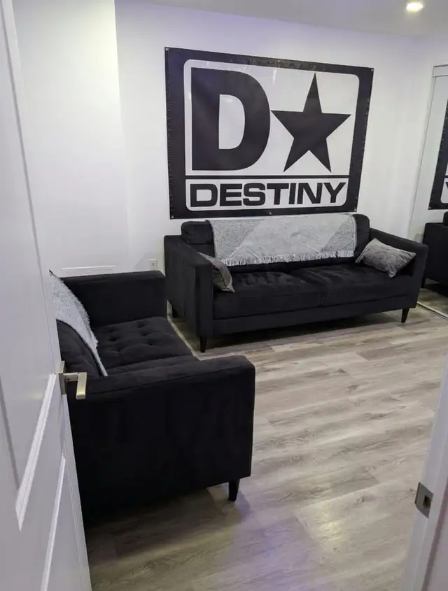 Photo 10