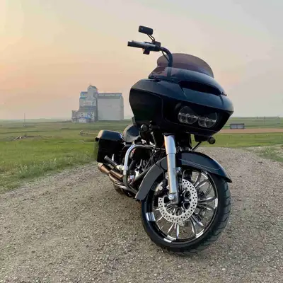 2015 Harley Davidson Road Glide Special -22322km -stage 1 -v&h 2 into 1 pro pipe -thunder max tuner...