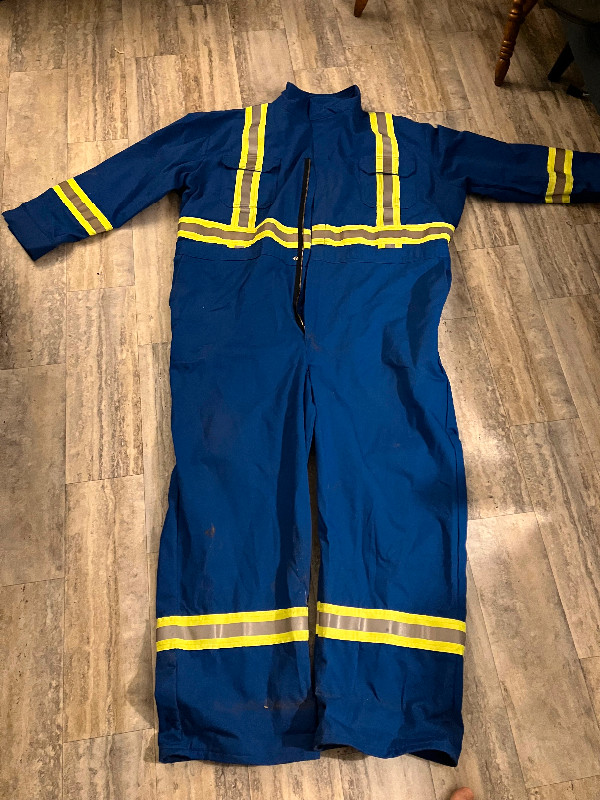 BULWARK FLAME RESISTANT COVERALLS - MENS 58 REGULAR in Men's in Edmonton