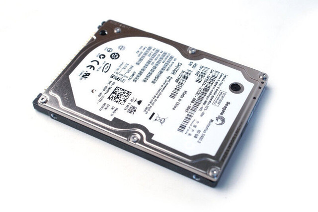 3.5" Desktop & 2.5" Notebook Internal Hard Drives - USED in System Components in London