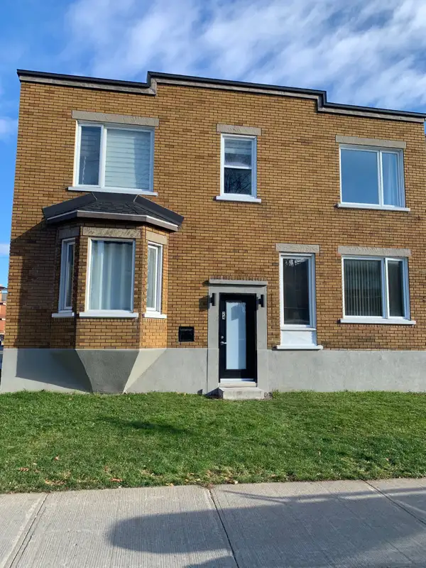 Chambre à louer pour travailleur , étudiant et retraité in Room Rentals & Roommates in Québec City - Image 2