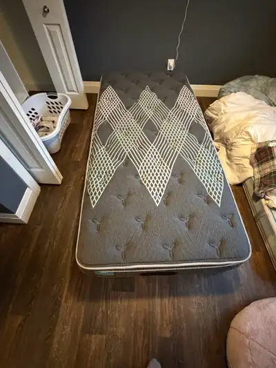 Beautyrest Hotel Collection Twin XL Mattress, View more