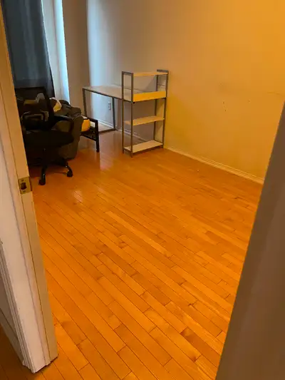 Rent for Female one bedroom private bathroom