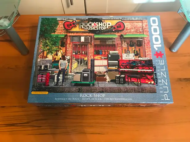 Eurographics 1000 pieces rock shop puzzle63013092548483121