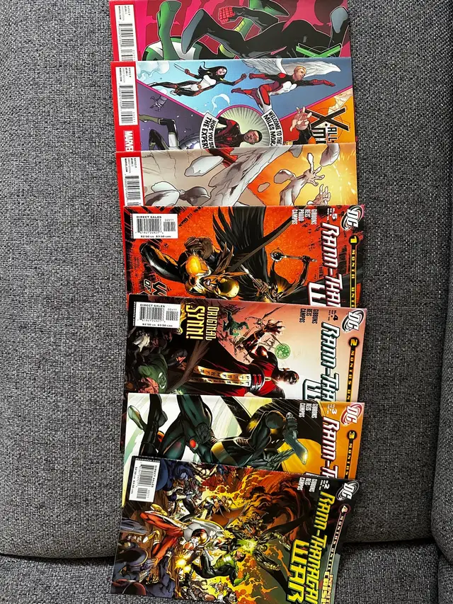 DC and MARVEL comics in Comics & Graphic Novels in Markham / York Region - Image 2