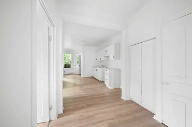 Appartemement 5 1/2 Rénové in Long Term Rentals in Trois-Rivières - Image 3