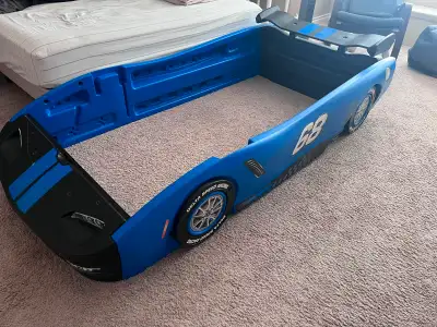 Bed frame that looks like a race car made for kids Originally bought for $500 Lightly used and in gr...