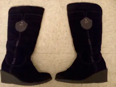 woman boots with lambfur, View more