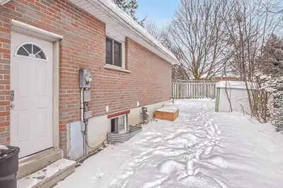 1 Bedroom Basement Apartment for rent near Georgian college
