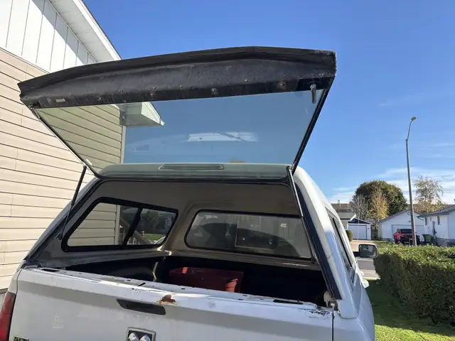 truck cap in Other Parts & Accessories in Sault Ste. Marie - Image 5