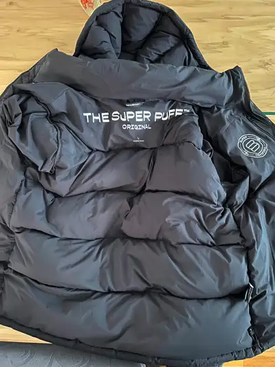 Aritzia Womens The Super Puff Jacket Mens Large, View more