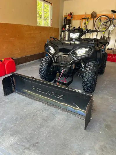 2023 Polaris Sportsman 570 Trail AWD - 995KM - 144 Hours - Loaded - $10,795 or best offer. Lots of e...