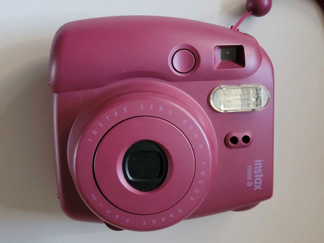 Fujifilm Instax Mini 8 Instant Camera  - Burgundy  in Cameras & Camcorders in Oshawa / Durham Region - Image 3