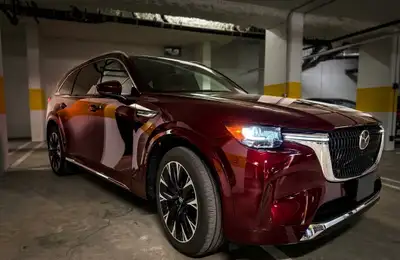 Transferring the lease on this flagship 2025 Mazda CX-90 Signature MHEV (Top Trim). My daily commute...