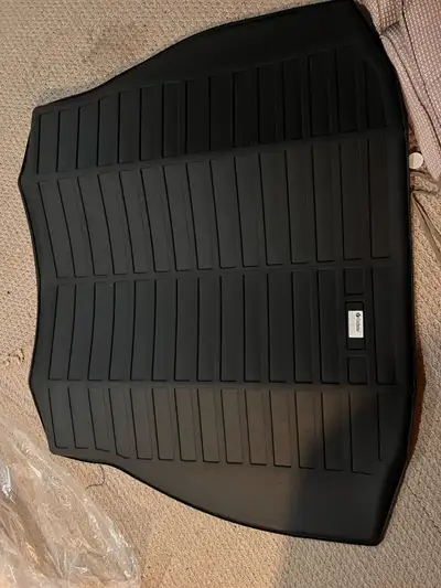 This is brand new, never been used. Bought it brand new for my car but my car broke down before it a...